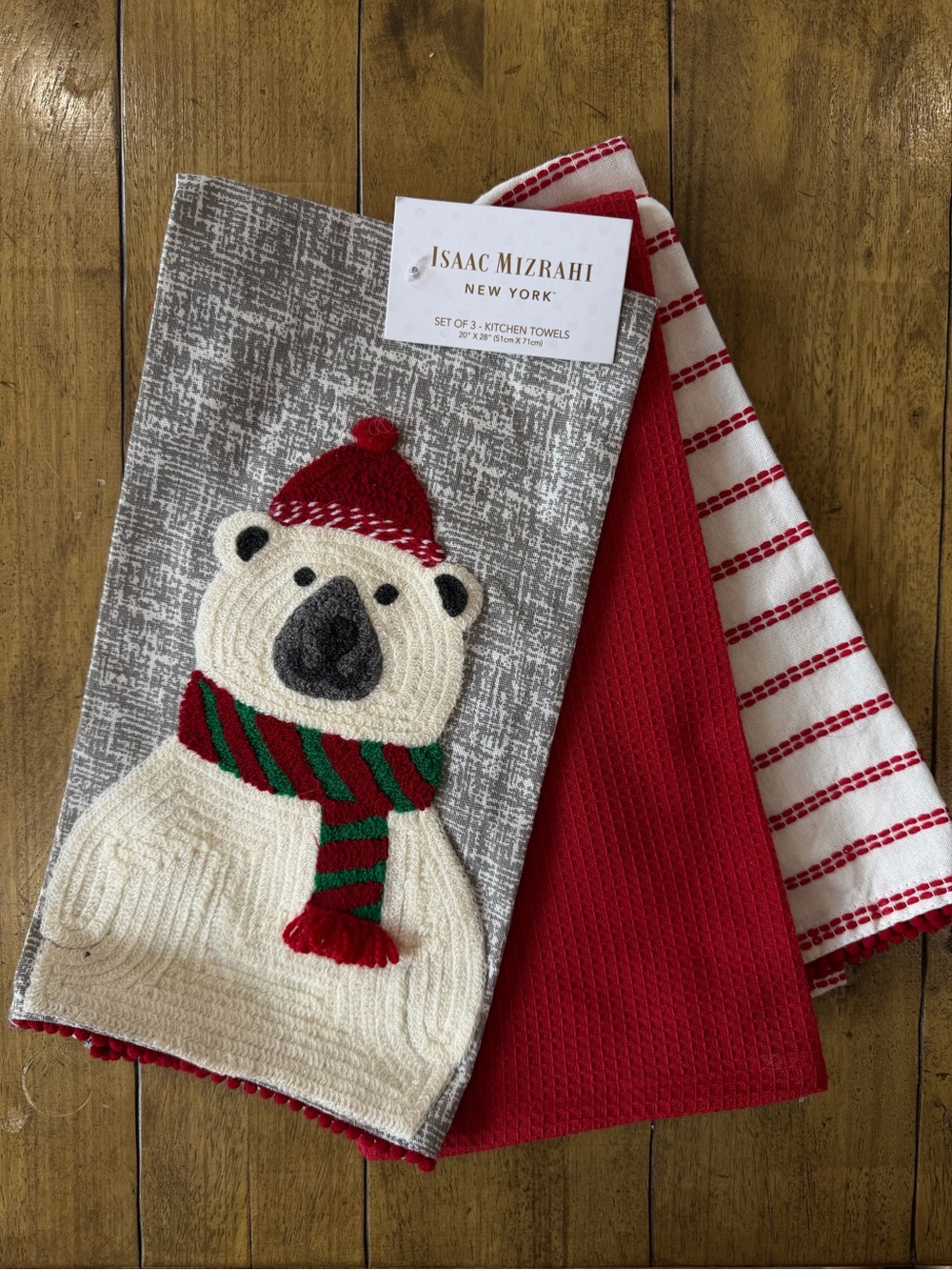 NWT Isaac Mizrahi Polar Bear Christmas Kitchen Towel Set